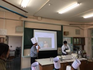 １０月１７日　神戸市立渦森小学校で「味覚の授業」をさせていただきました。